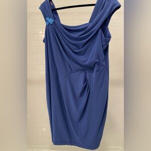 Adrianna Papell 18w blue shirred cocktail dress.